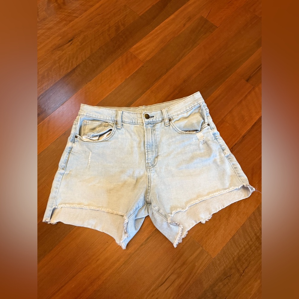 High rise light wash shorts